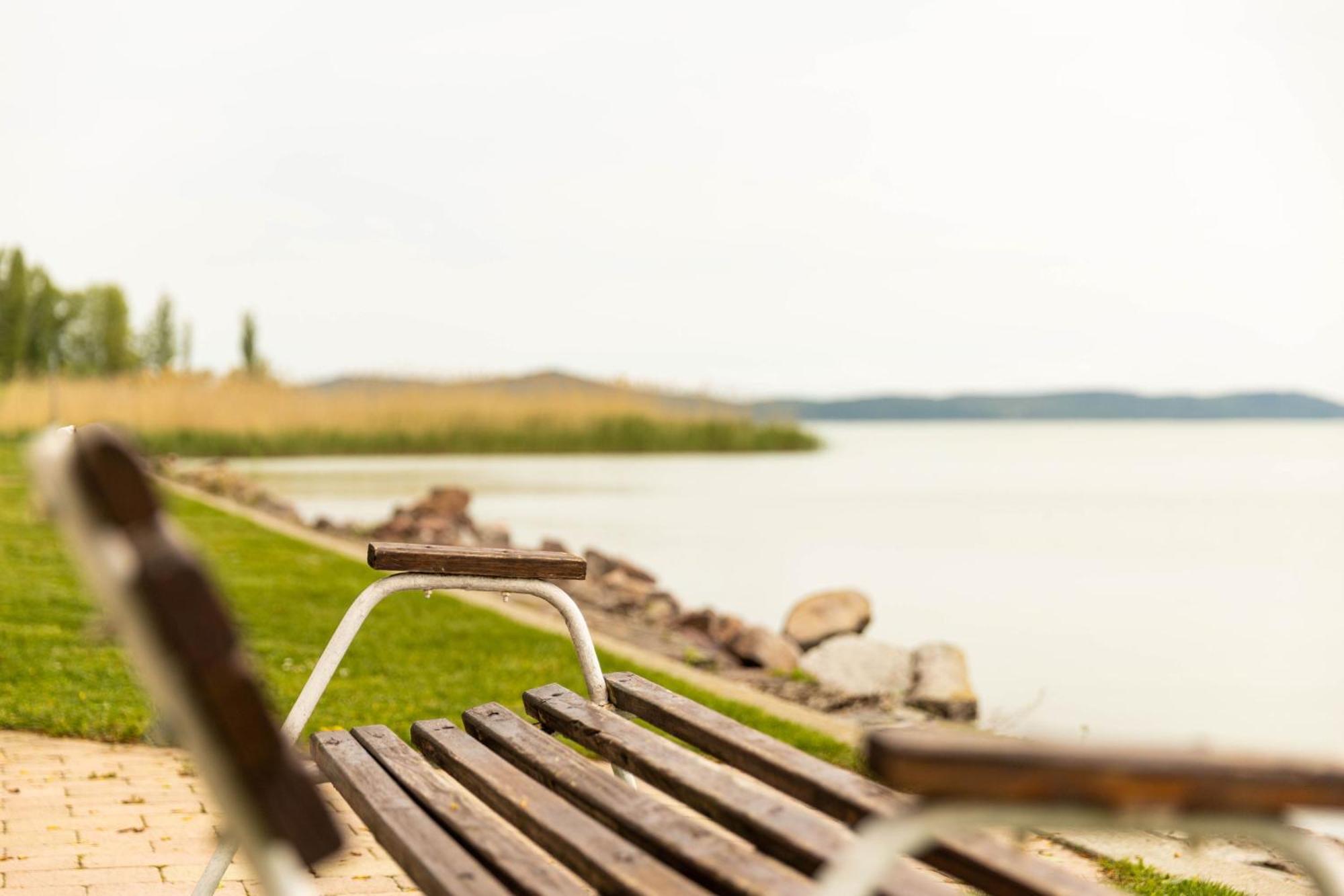 Gesztenye Nyaralopark Balatonudvari Eksteriør billede